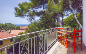 Beautiful apartment in Rosignano Solvay-Casti with WiFi and 2 Bedrooms